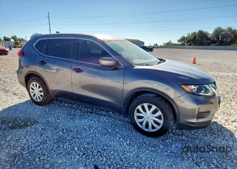2018 Nissan Rogue S z USA, uszkodzony, nr VIN 5N1AT2MT8JC709881